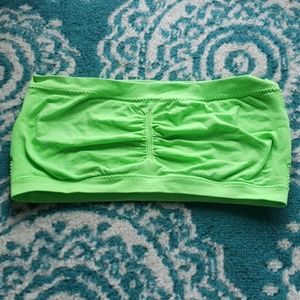 Strapless no pad bra